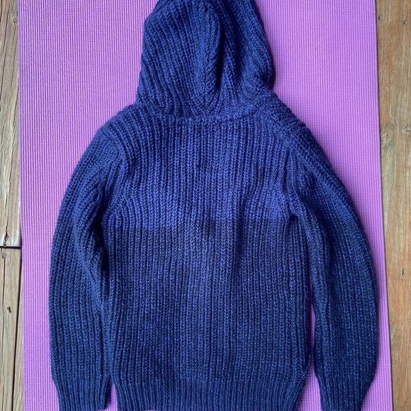 Boys Navy Two Tone Zara Sweater and H & M white plaid buttondown - Picture 5 of 9